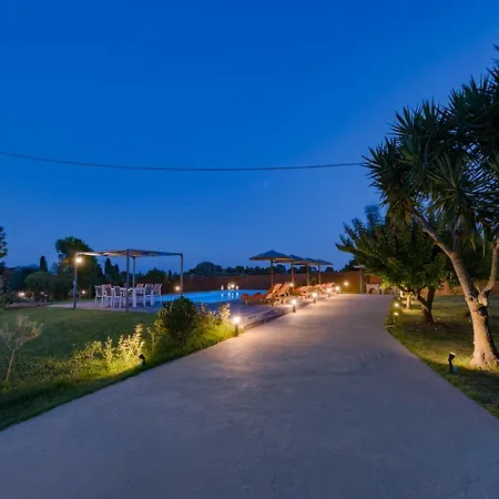 Nyaraló Antia Metaxáta